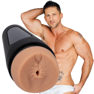 Masturbator Roman Todd Squeeze Ulstraskyn Verwarmd